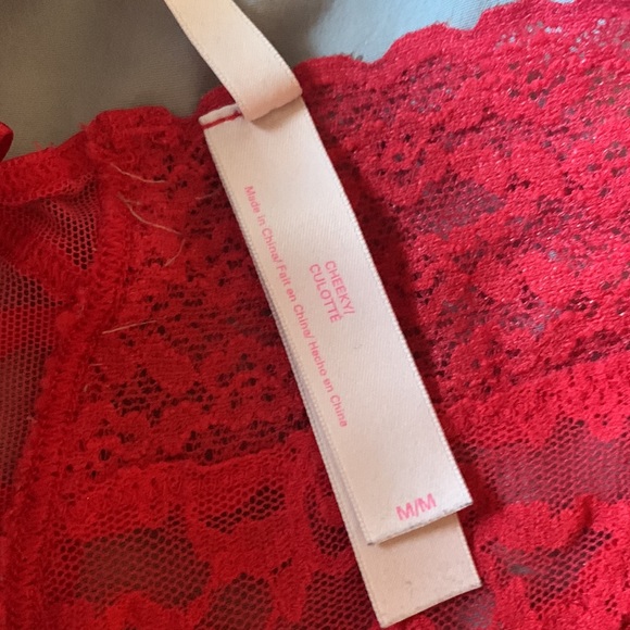 Victoria Secret Cheeky - Picture 3 of 4